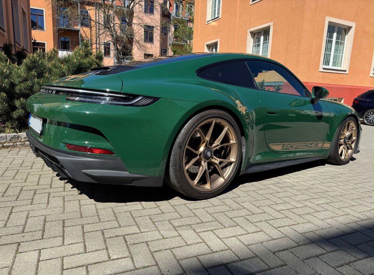 Porsche 992